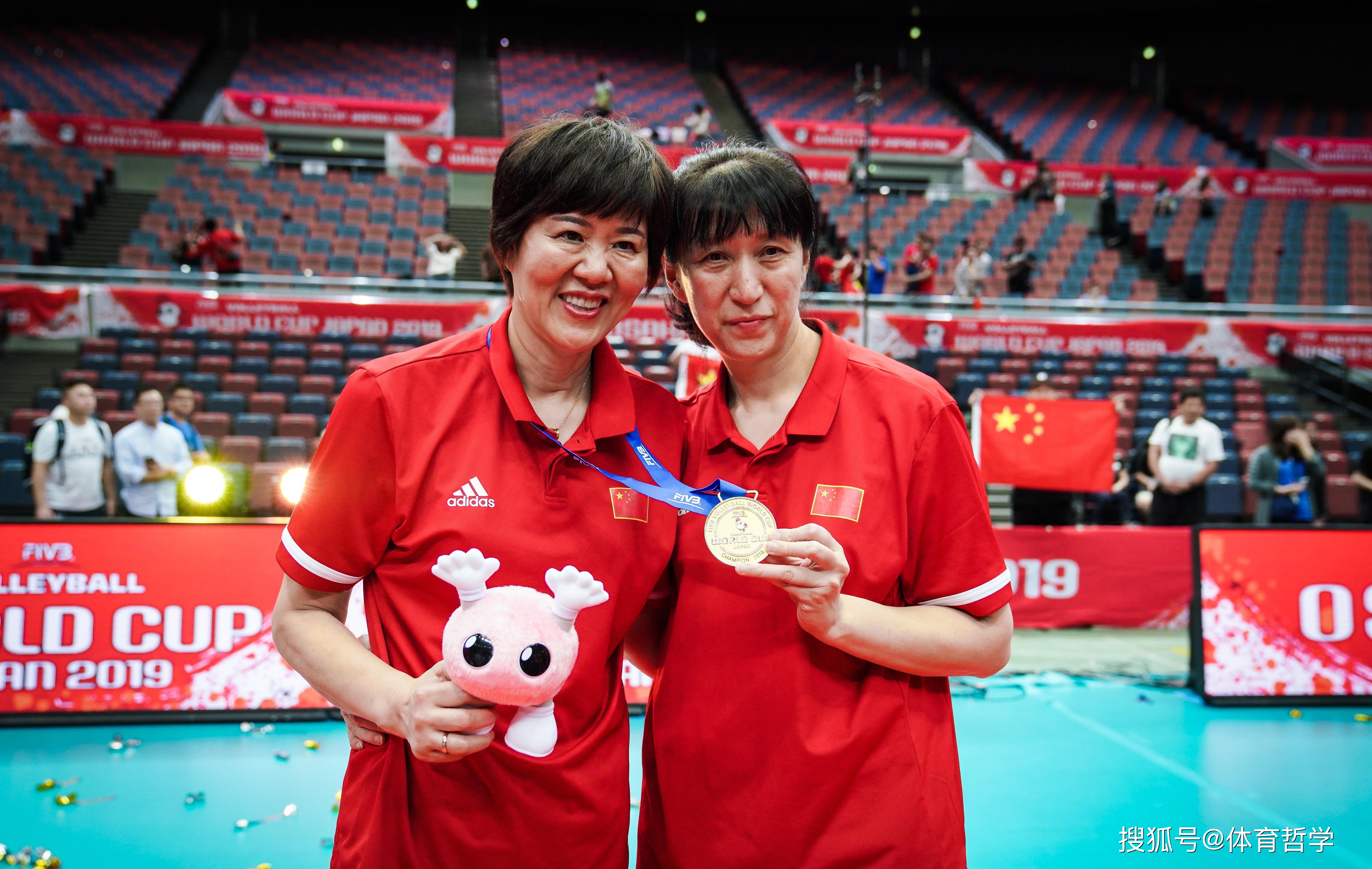 奥运会！中国女排20人名单出炉，郎平带领4大助理教练参赛